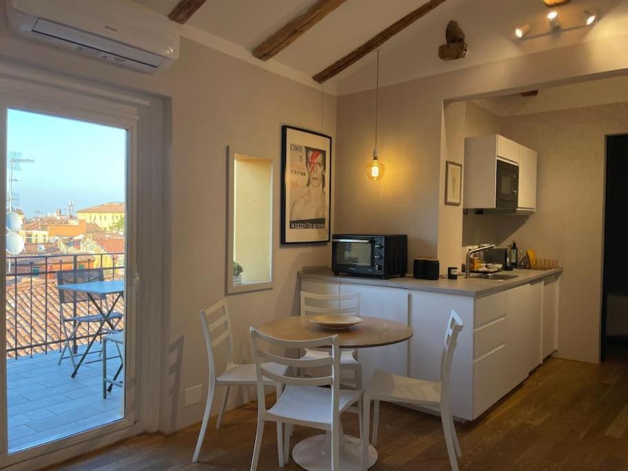 Romantic Attic Room With Panoramic View Boloňa Exteriér fotografie