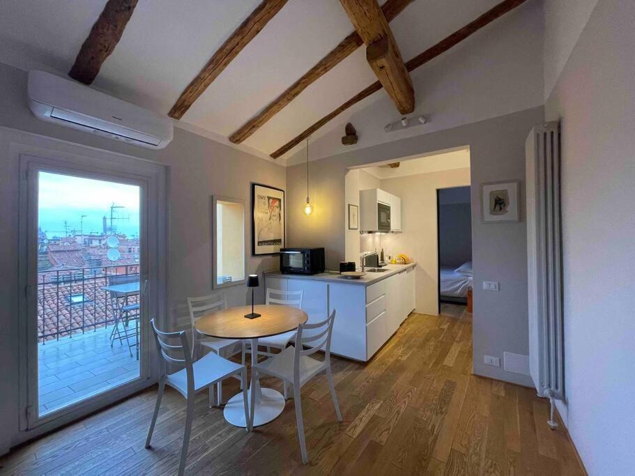 Romantic Attic Room With Panoramic View Boloňa Exteriér fotografie